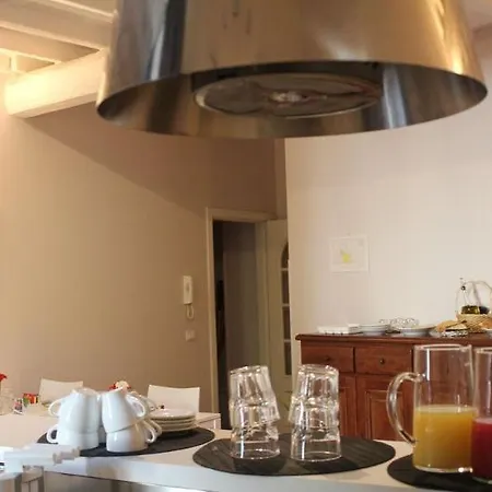 게스트하우스 Relais Casa Della Fornarina 3*