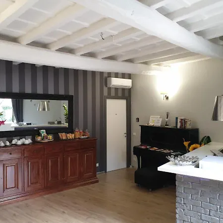 Relais Casa Della Fornarina Maison d'hôtes 3*