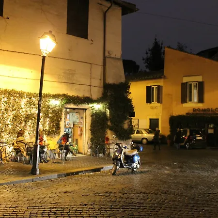 Konukevi Relais Casa Della Fornarina